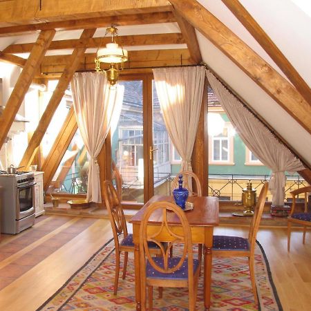 Casa Rozelor Ξενοδοχείο Μπρασόβ Εξωτερικό φωτογραφία