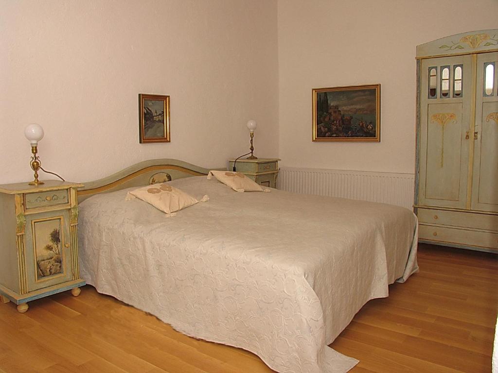 Casa Rozelor Ξενοδοχείο Μπρασόβ Δωμάτιο φωτογραφία